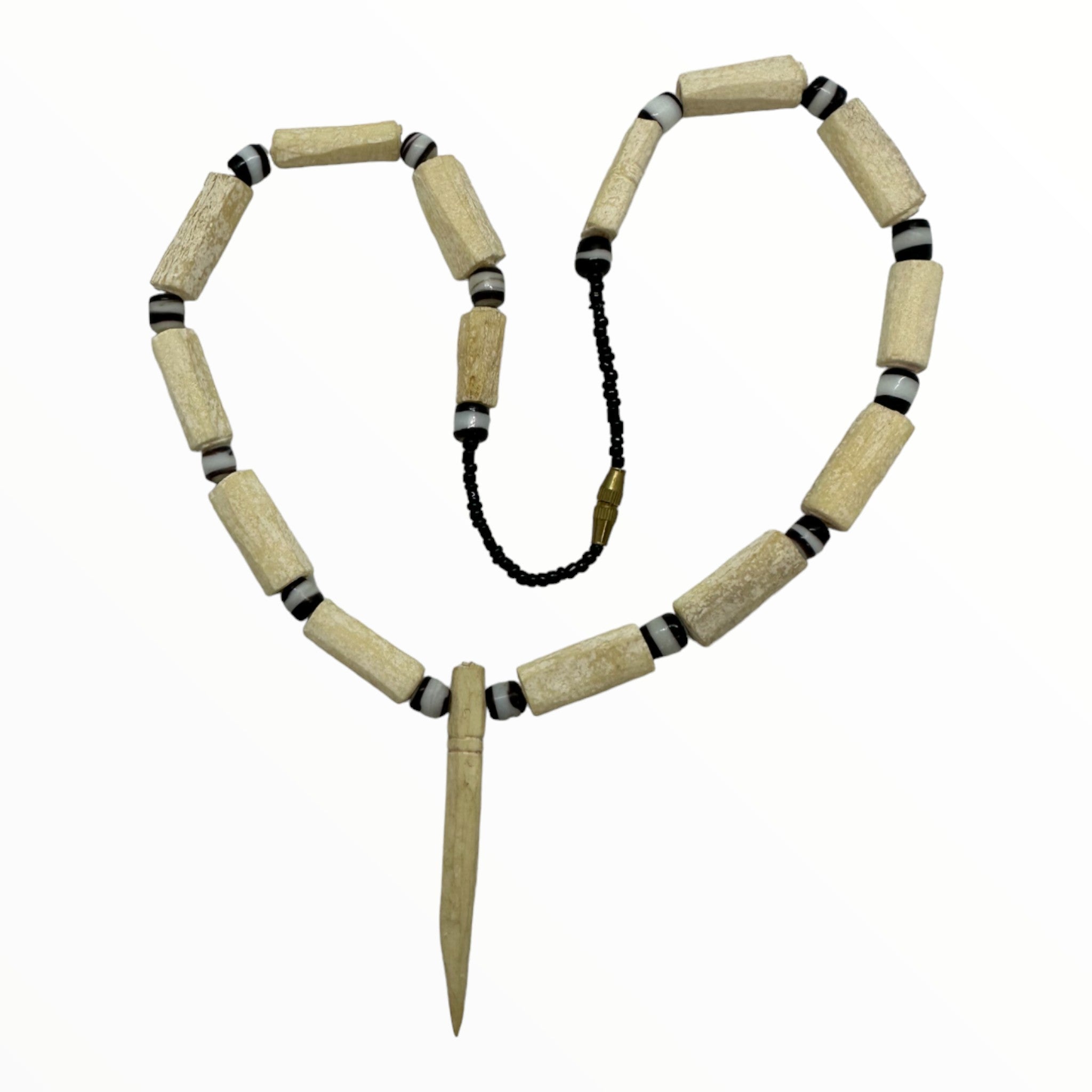 ZaZa Bone Necklace With Tusk
